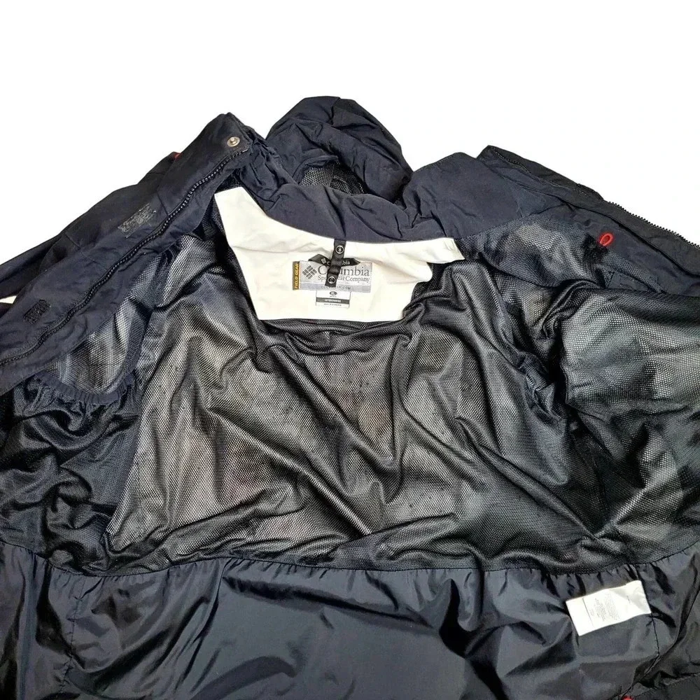 Columbia Field‎ Gear Omni-Tech Black Jacket